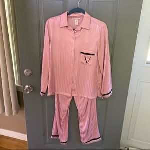 Victoria Secret pink pajama set size medium
